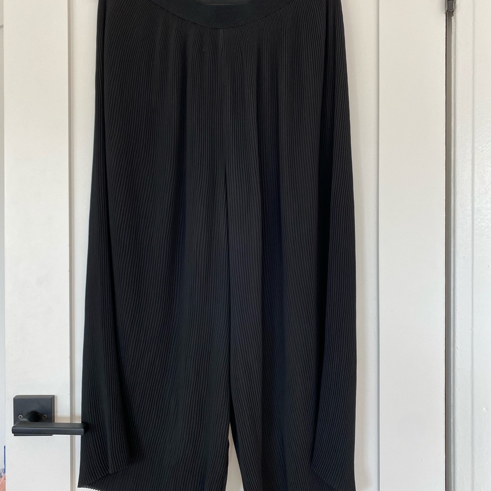 ZARA pants in black, very wide legs